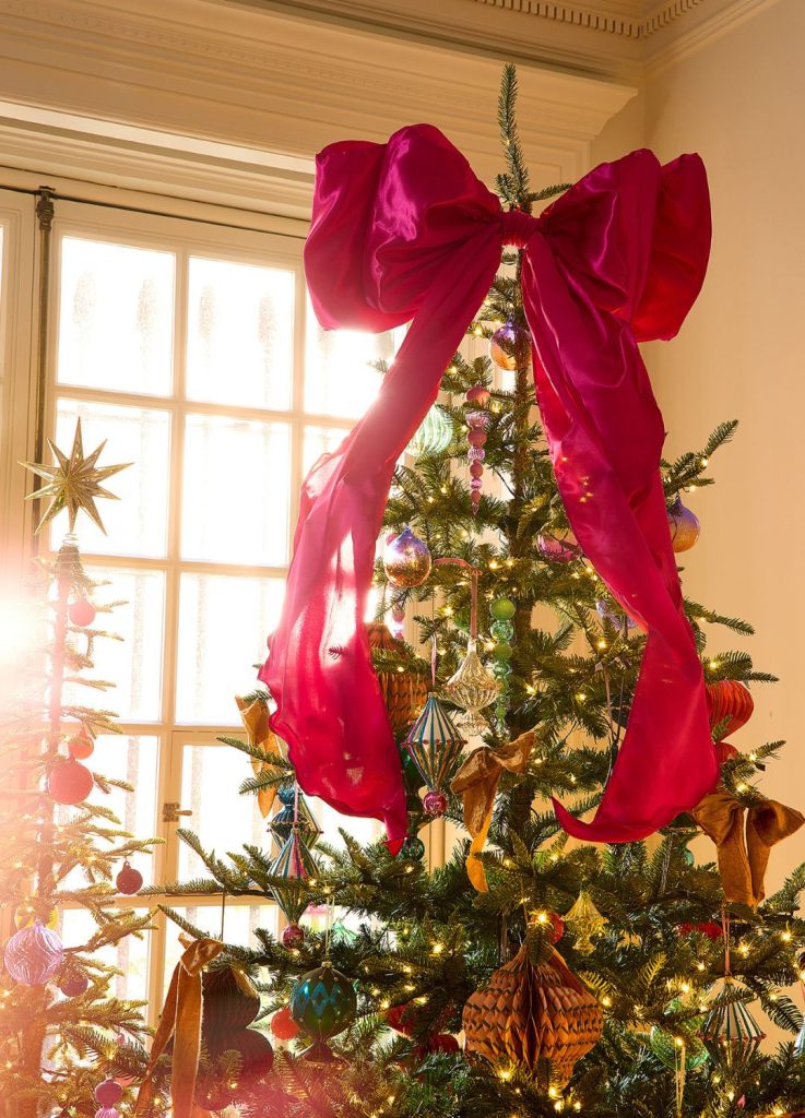 xu hướng trang trí ngày lễ nơ