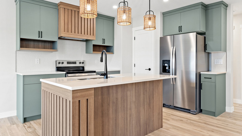 Đảo bếp cồng kềnh